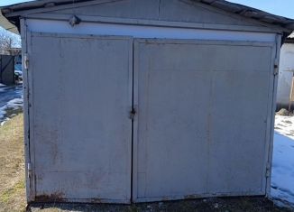 Продаю гараж, 15 м2, поселок городского типа Мостовской, улица Кирова, 68