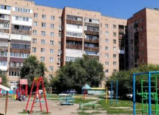 Сдача в аренду 2-комнатной квартиры, 64 м2, Абакан, улица Чертыгашева, 131