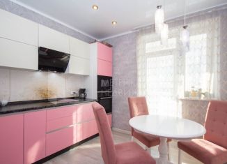 Продажа 2-комнатной квартиры, 60 м2, Тюмень, улица Бакинских Комиссаров, 1, ЖК Жуков