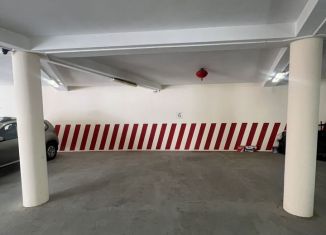 Продам машиноместо, 25 м2, Крым, улица Строителей, 3А