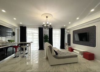 Продаю 2-ком. квартиру, 61 м2, посёлок городского типа Гурзуф, Ялтинская улица, 12А, ЖК Шато Лувр