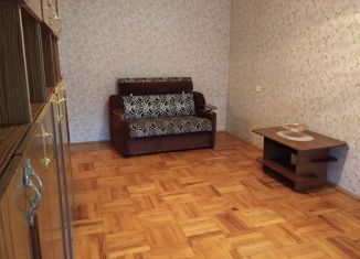 Сдаю 1-ком. квартиру, 33 м2, Армавир, улица Маркова, 337