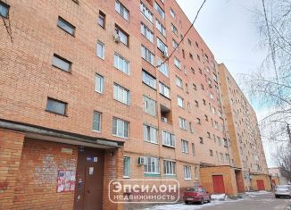 Продам 4-комнатную квартиру, 71.1 м2, Курск, улица Щепкина, 11, Центральный округ