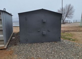 Сдаю в аренду гараж, 10 м2, Астраханская область