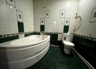 Сдается 3-комнатная квартира, 75 м2, Свердловская область, проспект Космонавтов, 25