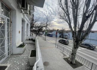 Продам торговую площадь, 56 м2, Севастополь, улица Гоголя, 27