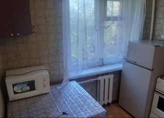 Сдаю в аренду 2-комнатную квартиру, 45 м2, Магнитогорск, улица Суворова, 91