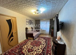 Продажа трехкомнатной квартиры, 60 м2, Астрахань, улица Николая Островского, 74к1