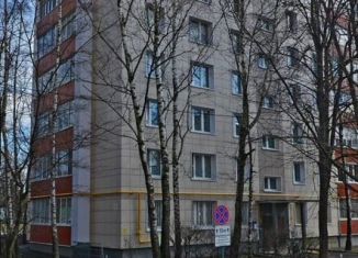 Продажа трехкомнатной квартиры, 50.1 м2, Москва, улица 50 лет Октября, 5