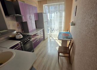 Сдам в аренду 1-ком. квартиру, 33 м2, поселок городского типа Афипский, Краснодарская улица, 32