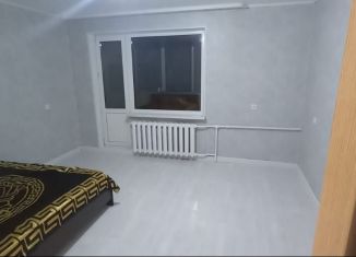 Сдача в аренду пятикомнатной квартиры, 44 м2, Свердловская область, улица Токарей, 60к1