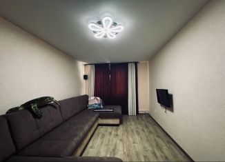 Продажа 3-ком. квартиры, 68 м2, Бирск, улица Балезина, 24Л/4