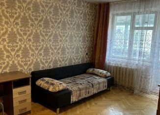 Сдаю в аренду 1-ком. квартиру, 35 м2, Адыгея, улица Ленина, 42