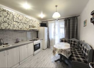 Аренда 2-комнатной квартиры, 60 м2, Кострома, улица Суслова, 5