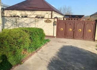 Продаю дом, 120 м2, Пятигорск, площадь Ленина