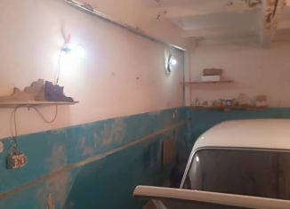 Продаю гараж, 30 м2, Астраханская область, Красноармейская улица, 20А