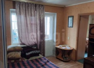 Продам трехкомнатную квартиру, 43.2 м2, Артём, улица Гагарина, 141