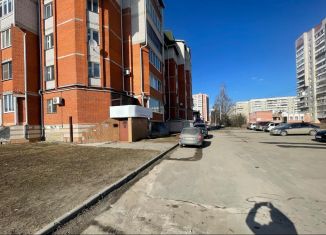 Продаю помещение свободного назначения, 196 м2, Йошкар-Ола, бульвар Чавайна, 15Б