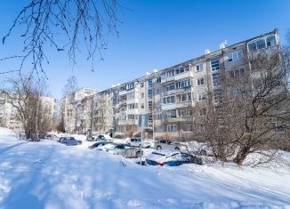 Продается 2-ком. квартира, 45 м2, Петрозаводск, Нойбранденбургская улица, 12, район Ключевая