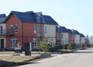 Продам 3-ком. квартиру, 79.4 м2, деревня Володино, Солнечная улица, 3