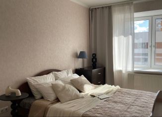 Сдам в аренду 2-комнатную квартиру, 57 м2, Тюмень, улица Ю.-Р.Г. Эрвье, 30к3