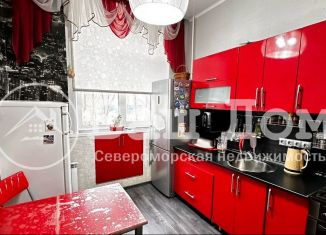 Продаю двухкомнатную квартиру, 52.9 м2, Североморск, улица Сафонова, 21