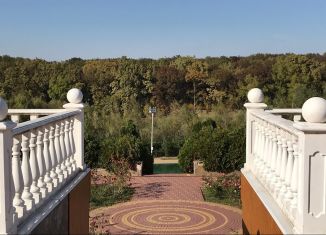 Дом на продажу, 700 м2, село Новоукраинское, Комсомольская улица