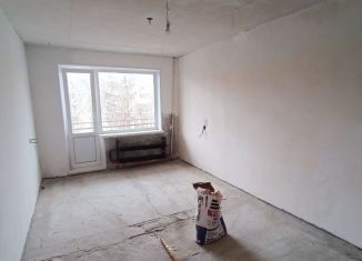 Продается 1-комнатная квартира, 32 м2, Дзержинск, улица Сухаренко, 20