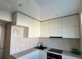 2-комнатная квартира на продажу, 42 м2, Заполярный, улица Мира, 10