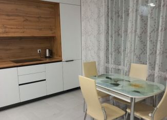 Сдам 2-комнатную квартиру, 56 м2, Тюмень, Полевая улица, 117к5, ЖК Озёрный Парк