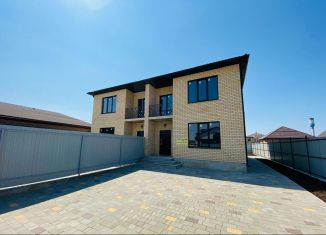 Продаю дом, 150 м2, посёлок городского типа Яблоновский, улица Фрунзе, 71