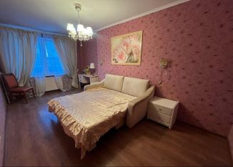 Сдаю 2-комнатную квартиру, 56 м2, Санкт-Петербург, Гусарская улица, 8к2