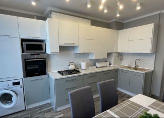 Продам трехкомнатную квартиру, 85.9 м2, Калининградская область, улица Тургенева, 14В