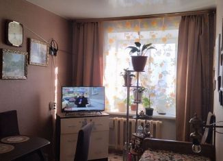 Продам 2-ком. квартиру, 45 м2, Серов, улица Заславского, 36/1