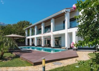 Продается дом, 491.8 м2, посёлок городского типа Гурзуф, Ленинградская улица