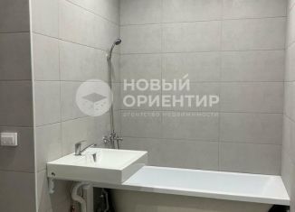 Продам двухкомнатную квартиру, 49.7 м2, Верхняя Пышма, улица Сапожникова, 3Б, ЖК Шишкин