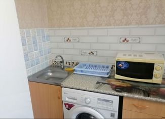 Аренда 1-ком. квартиры, 33 м2, Кропоткин, 1-й микрорайон, 6