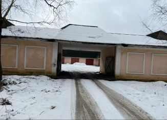 Продам гараж, 30 м2, Бежецк, улица Льва Толстого, 28