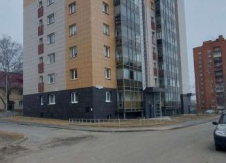 Сдам в аренду двухкомнатную квартиру, 54 м2, Петрозаводск, улица Варламова, район Голиковка
