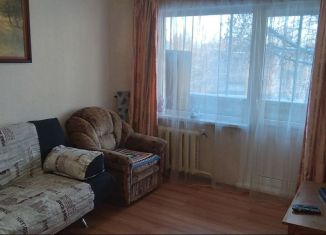 Сдаю однокомнатную квартиру, 36 м2, Псковская область, Красноармейская улица, 35