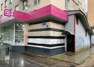 Продаю офис, 140 м2, Кириши, проспект Ленина, 15