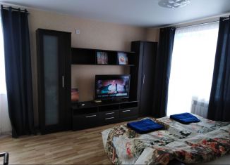 Сдается 1-комнатная квартира, 36 м2, Волгоградская область, улица Будённого, 36