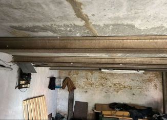 Продаю гараж, 30 м2, Донской