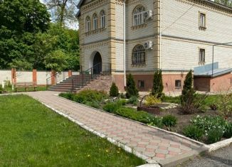 Дом на продажу, 427 м2, посёлок городского типа Базарный Карабулак, улица Ленина, 131А