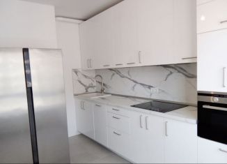 Трехкомнатная квартира на продажу, 71.9 м2, Люберцы, ЖК Жулебино Парк, улица Лётчика Ларюшина, 18