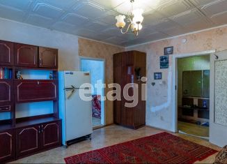 Двухкомнатная квартира на продажу, 50 м2, поселок городского типа Маслова Пристань, улица Шумилова, 11