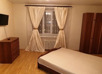 Аренда 2-комнатной квартиры, 64 м2, Уфа, Комсомольская улица