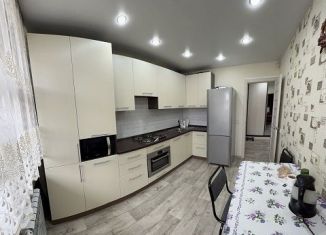 Продажа многокомнатной квартиры, 40 м2, Чебоксары, Калининский район, улица Профессора И.А. Андреева, 1