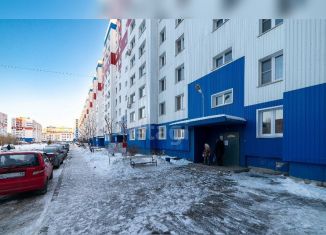 Продаю однокомнатную квартиру, 33 м2, Курган, 5-й микрорайон, 16к5, жилой район Заозёрный