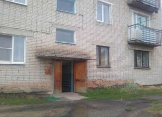 Продается двухкомнатная квартира, 40 м2, село Ушаковское, улица 30 лет Победы